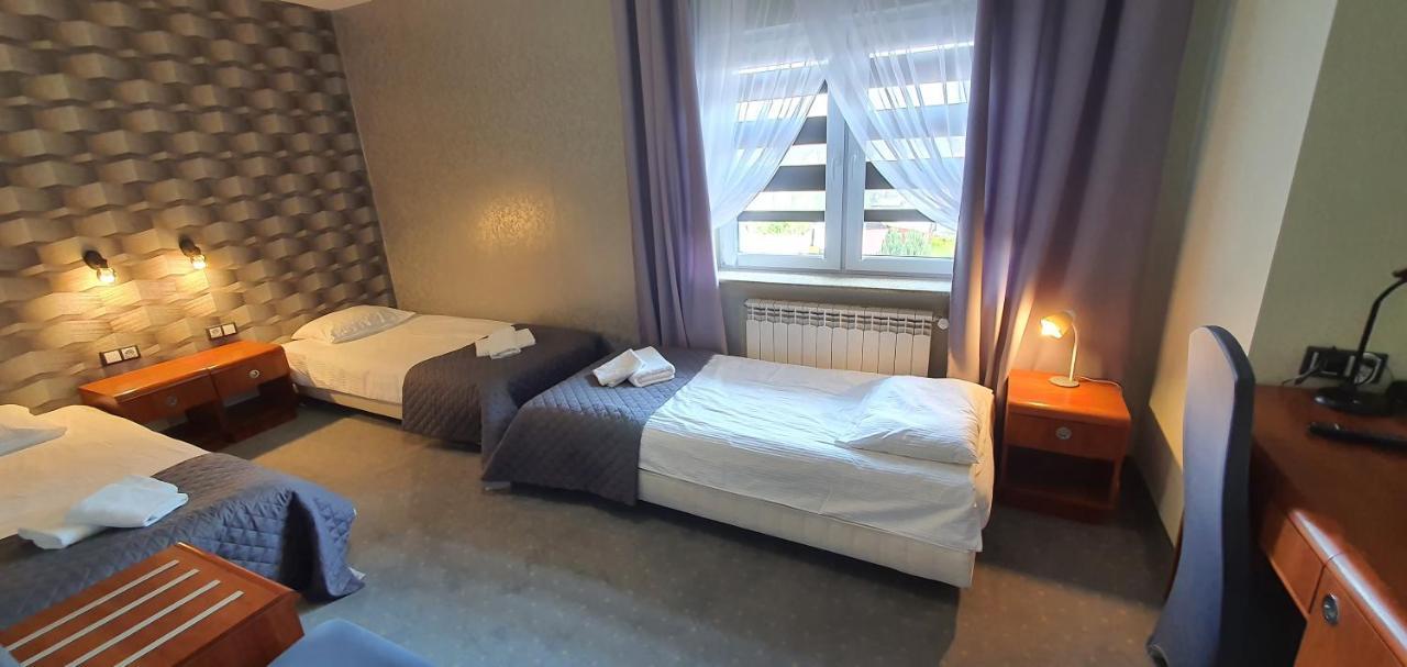 Jozefow na Wisla Hotel Bursztynowy מראה חיצוני תמונה
