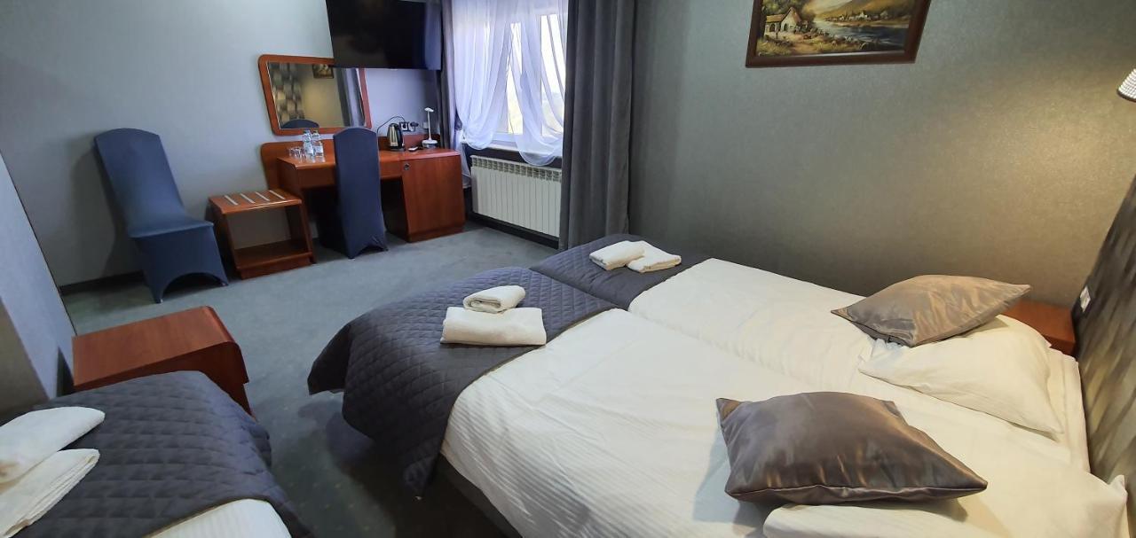 Jozefow na Wisla Hotel Bursztynowy מראה חיצוני תמונה