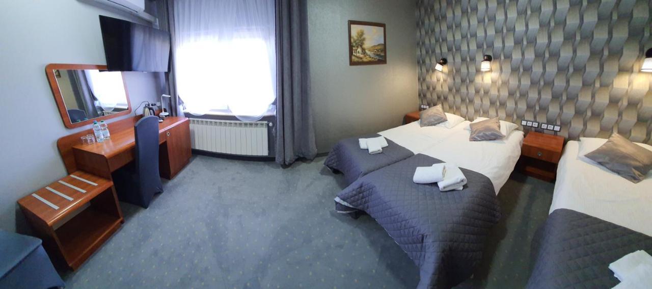 Jozefow na Wisla Hotel Bursztynowy מראה חיצוני תמונה