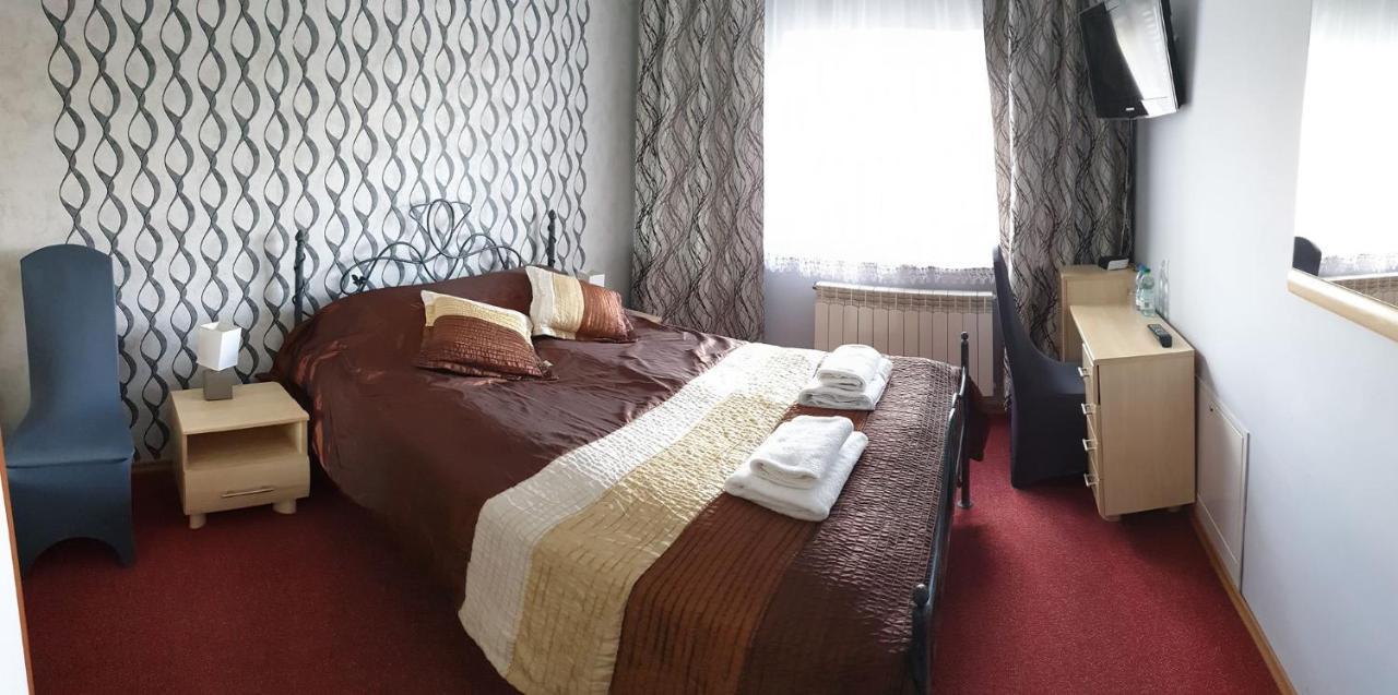 Jozefow na Wisla Hotel Bursztynowy מראה חיצוני תמונה