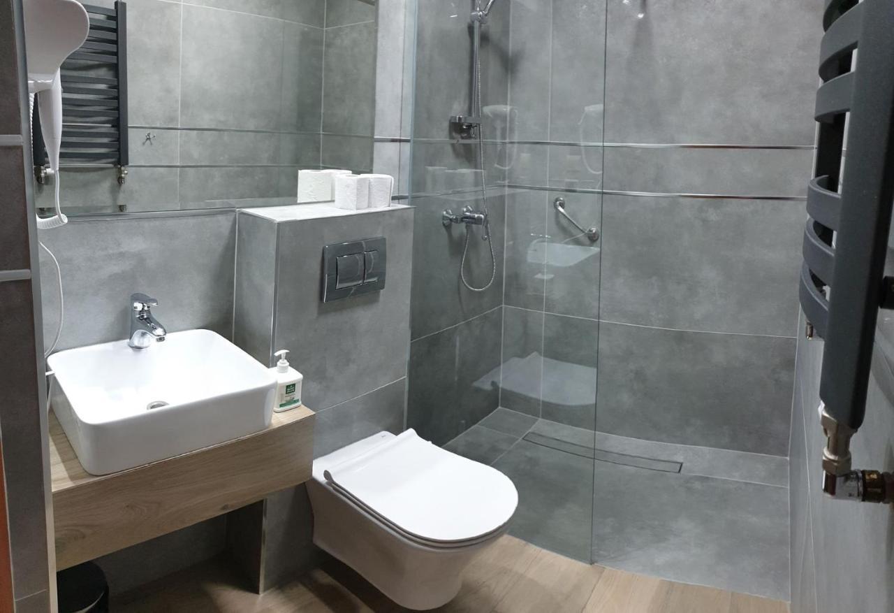 Jozefow na Wisla Hotel Bursztynowy מראה חיצוני תמונה